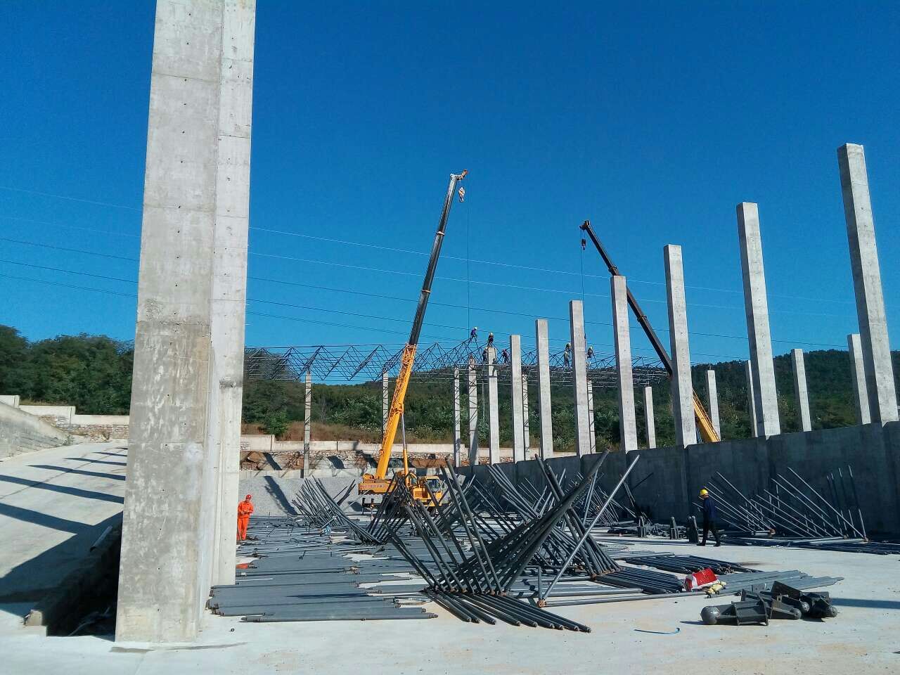 绥芬河威海搅拌站网架