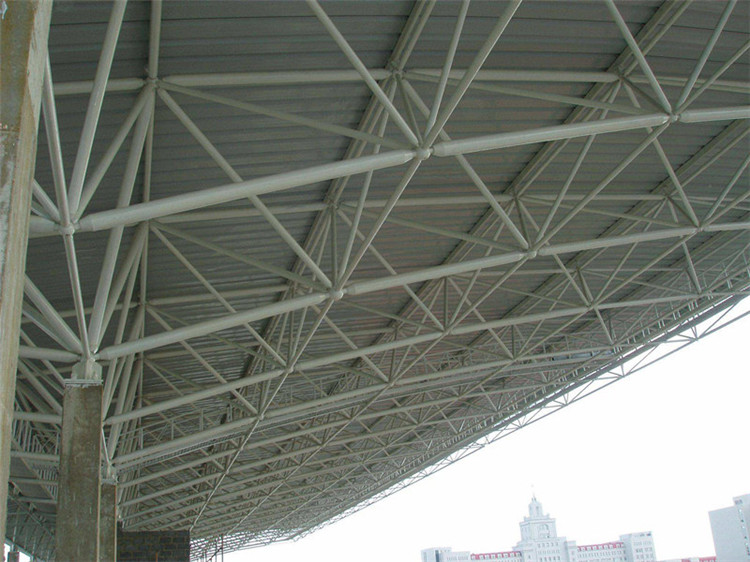 绥芬河学院体育场网架工程