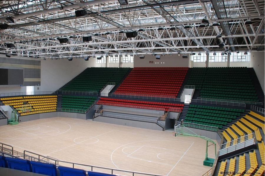 绥芬河羽毛球场网架工程